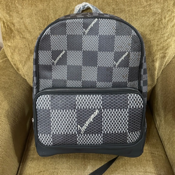 Stylish Gray Backpack for Men - Picture 1 of 7
